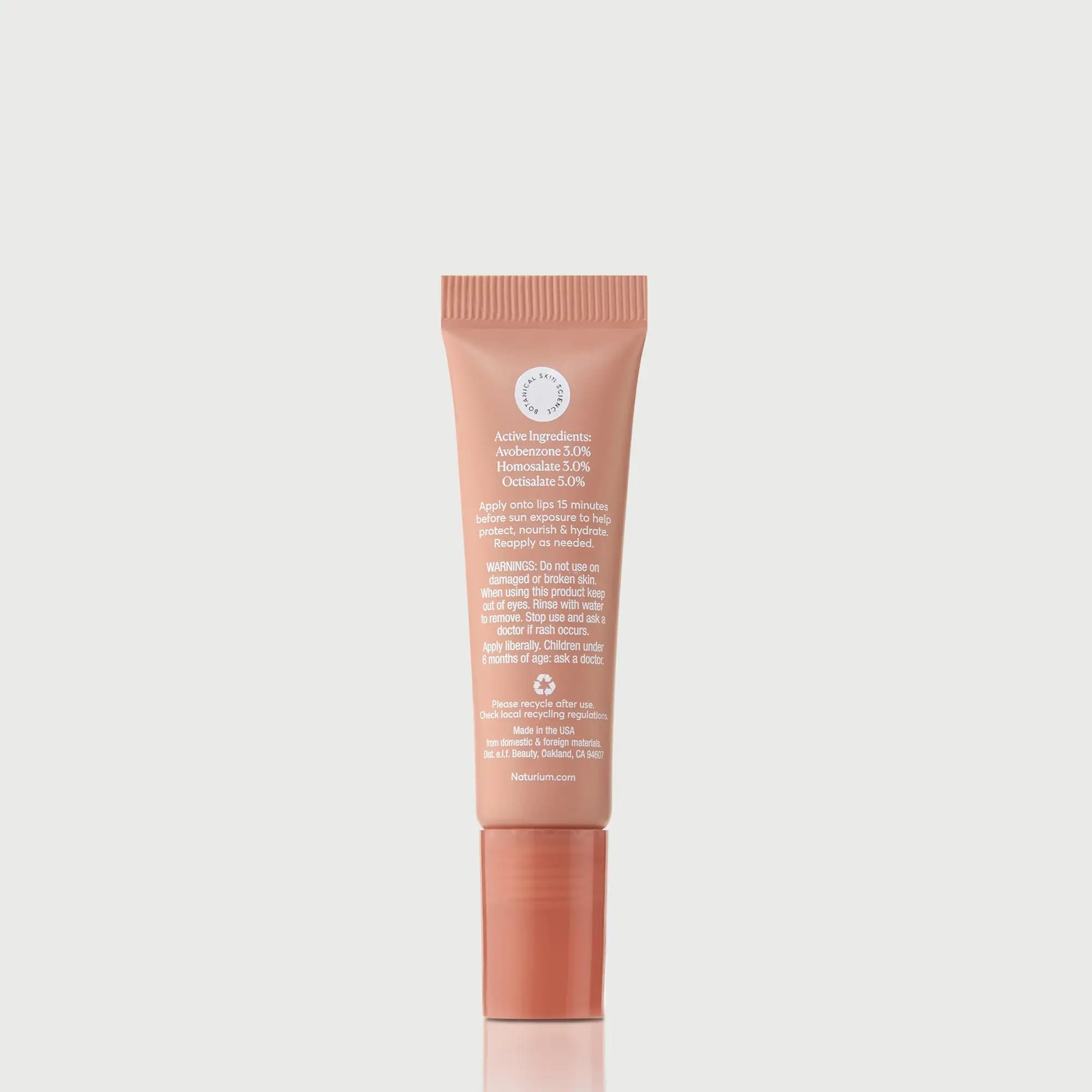 phyto-glow-lip-balm-spf-45-getaway-n5 NATR-10126_PhytoGlow_SPF_Getaway_primary_capon_back_bonebkgd_1.webp