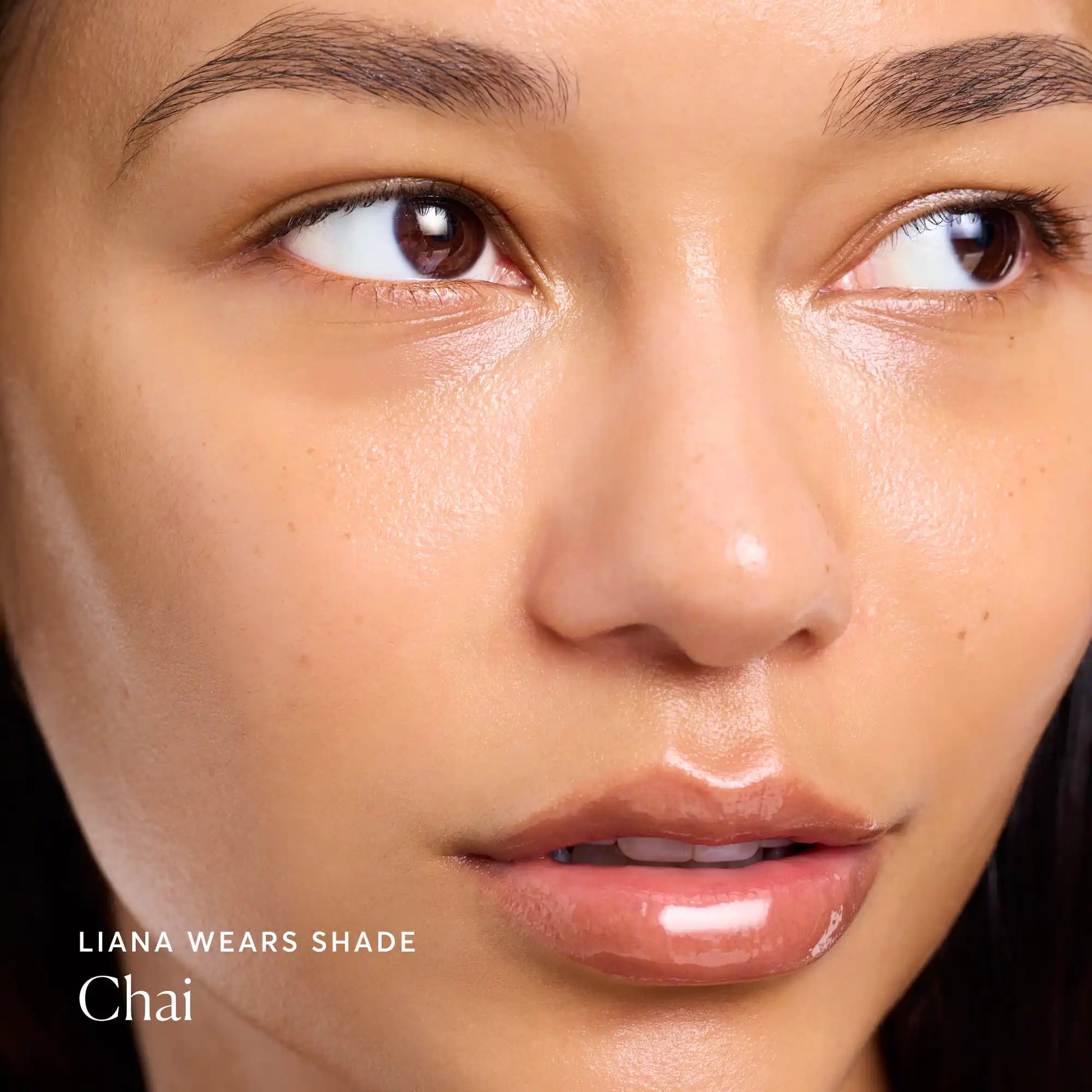 phyto-glow-lip-balm-chai-f7 NATR-60111-Alt-Images-Phyto-Glow-Lip-Balm-Chai-04.webp